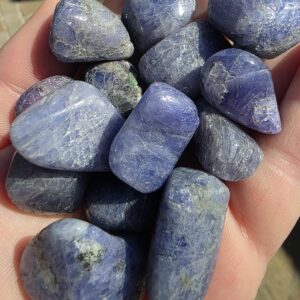 Tanzanite Gemstone Tumble